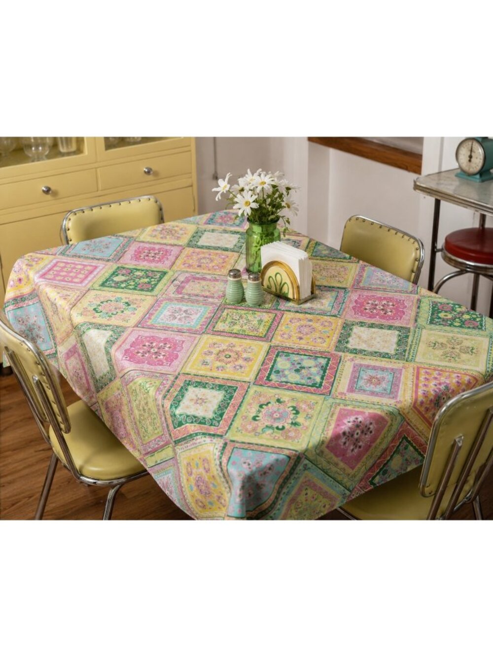 VTG Colorful Diamond Patchwork Rectangular Tablecloth Floral Paisley Pink Green